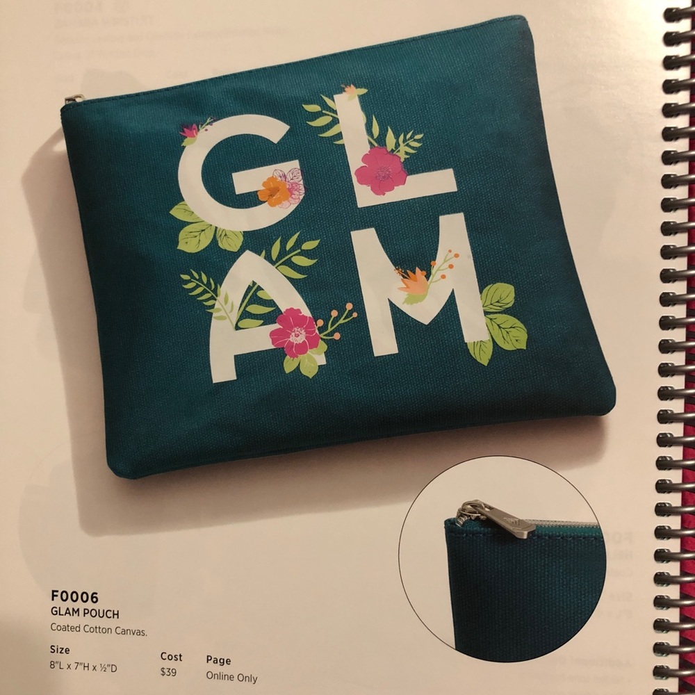 Silpada Glam Pouch
